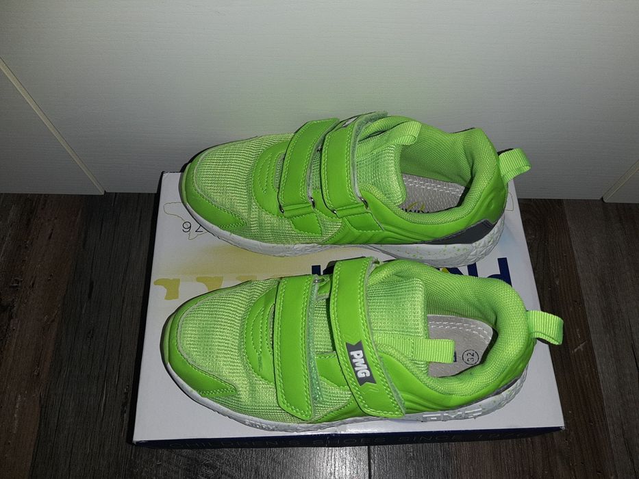 Adidași Primigi mărimea 32  ca noi