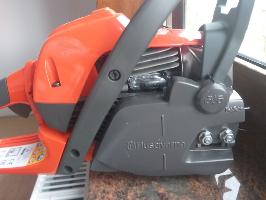 Vand   husqvarna 572 si stihl ms 194 t,