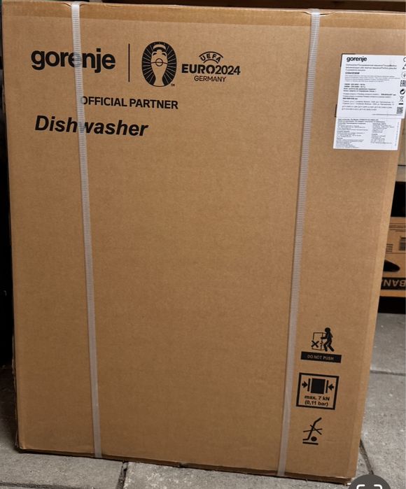 De vānzare masina de spalat vase ..Nou.Gorenje GS643E90W