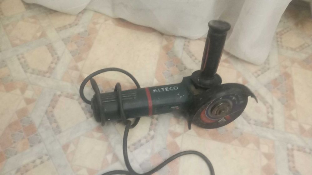 Болгарка Алтеко. .мощная .профи