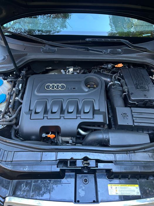 Audi A3 2,0TDI s-tronic bixenon leather