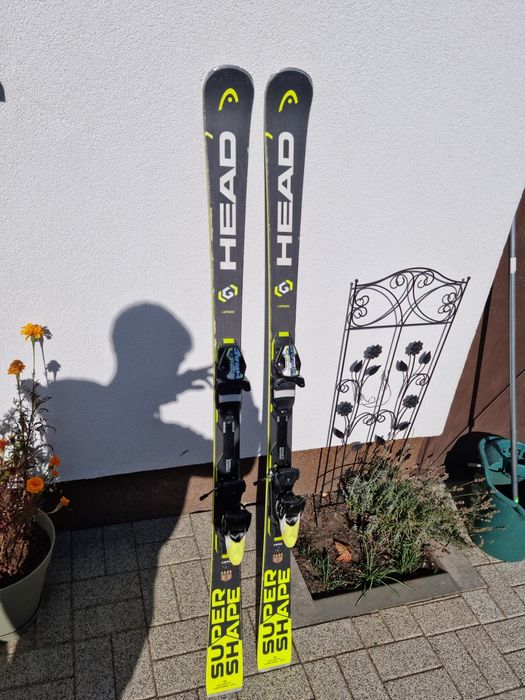 Ski Head Super Shape