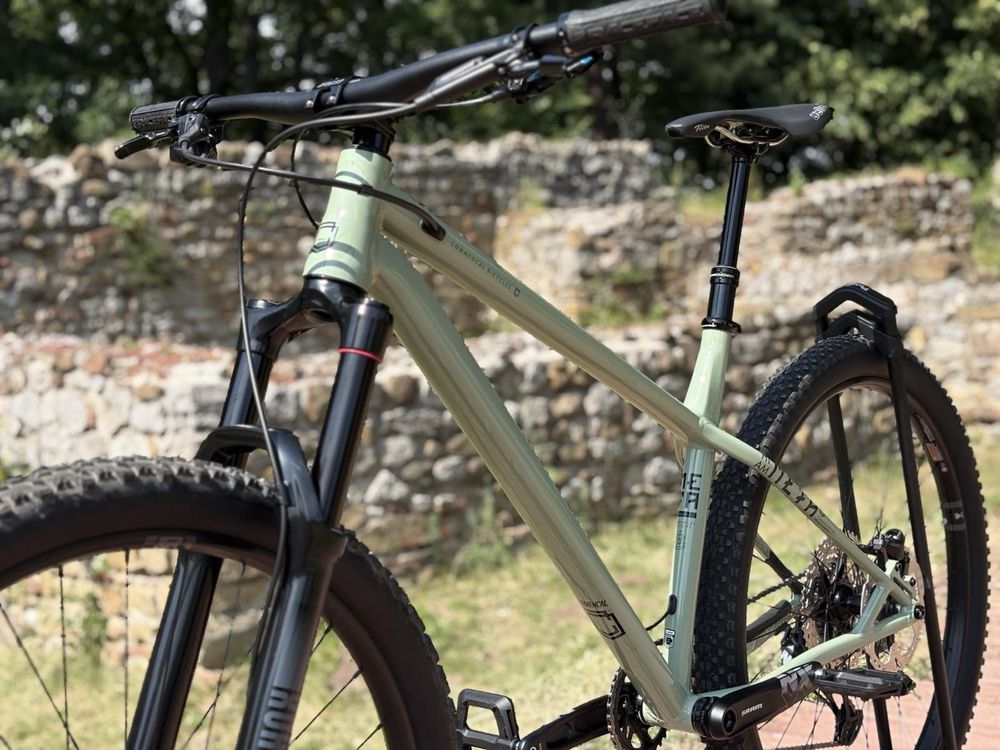 Commencal Meta AM/HT