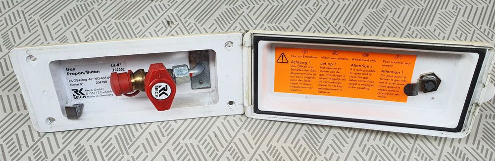 Gura de gaz (priza cu robinet si mufa rapida) de conexiune gaz extern