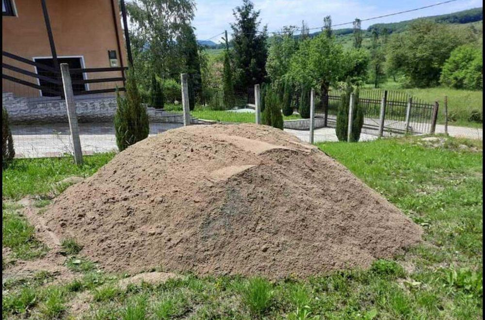 Transport moloz , debarasez