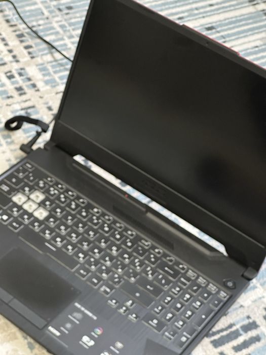 Продаю игровой ноутбук