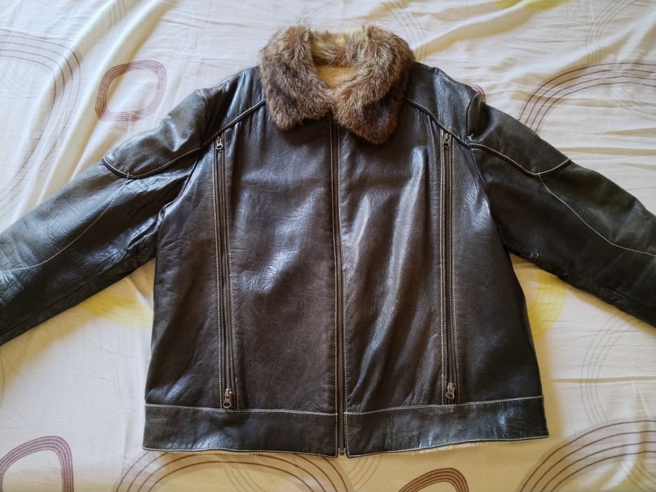 Продаётся кожаная дублёнка из натурального меха.Franko Armondi