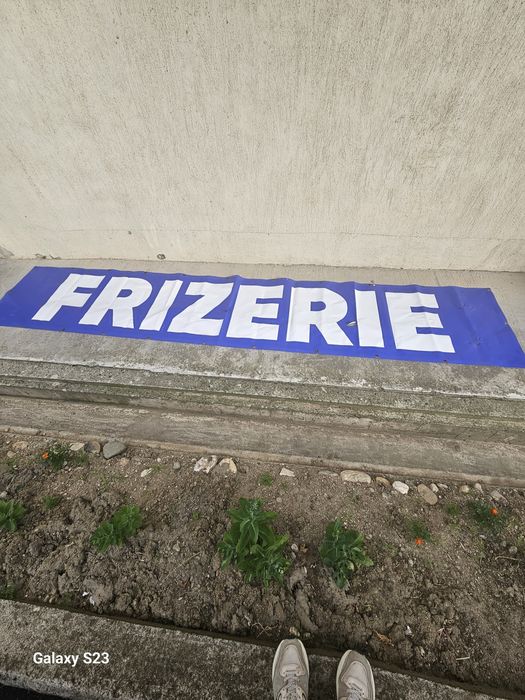 Reclama Frizerie luminata100 lei.BANNER FRIZERIE 3 M lungime.  100 lei
