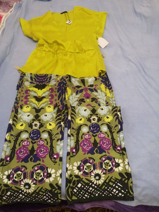 Compleu pantalon si bluza S-M