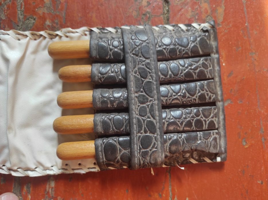 Продам набор для резьбы по дереву.