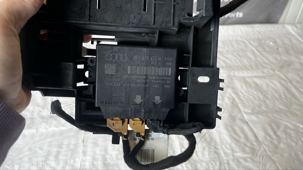 Audi A3 8P паркинг модул