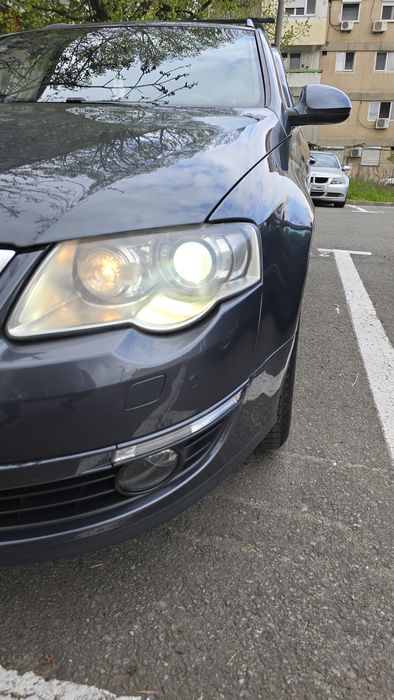 Faruri wv passat cu cornering