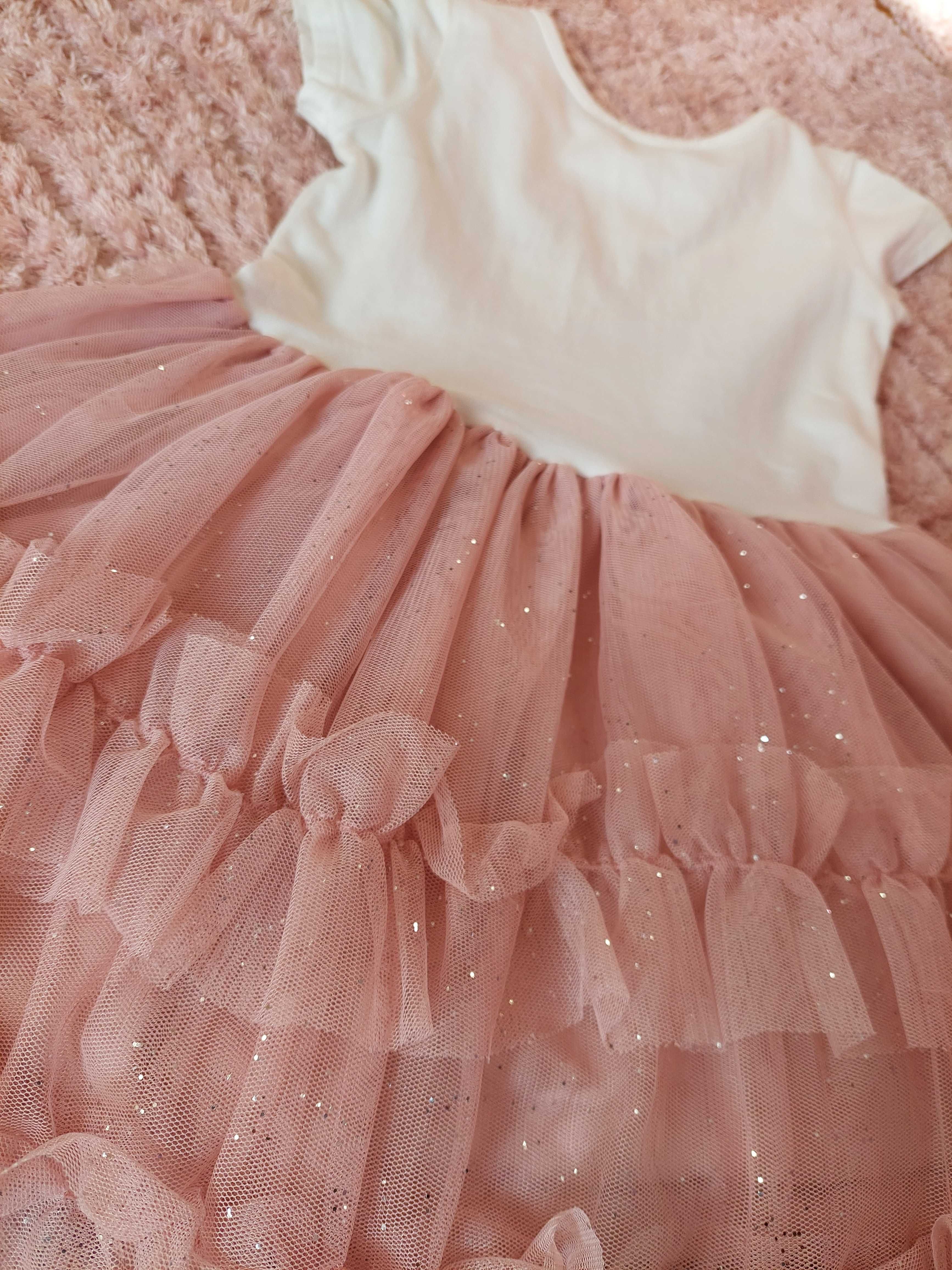 Нежна рокля Cichlid в розово