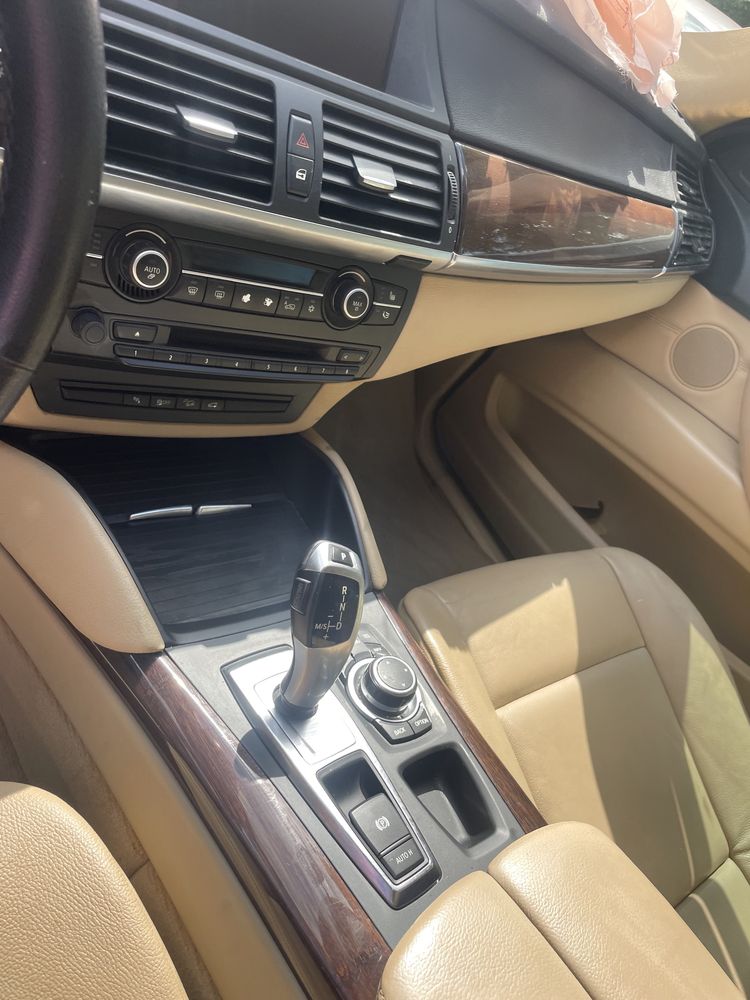 Interior din piele scaune față și banchetă spate BMW X6 E 71