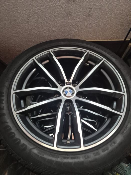 Vand jante originale BMW Style 662m R18