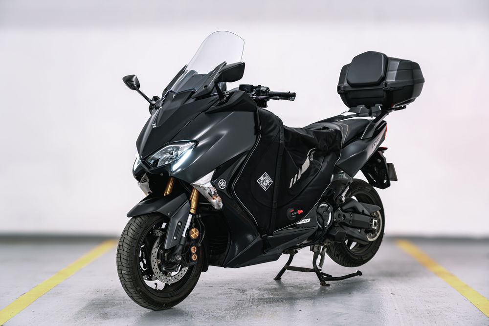 Yamaha T-Max 530 DX (Deluxe)