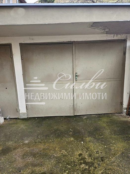 ТУХЛЕН гараж - кв. Военно училище