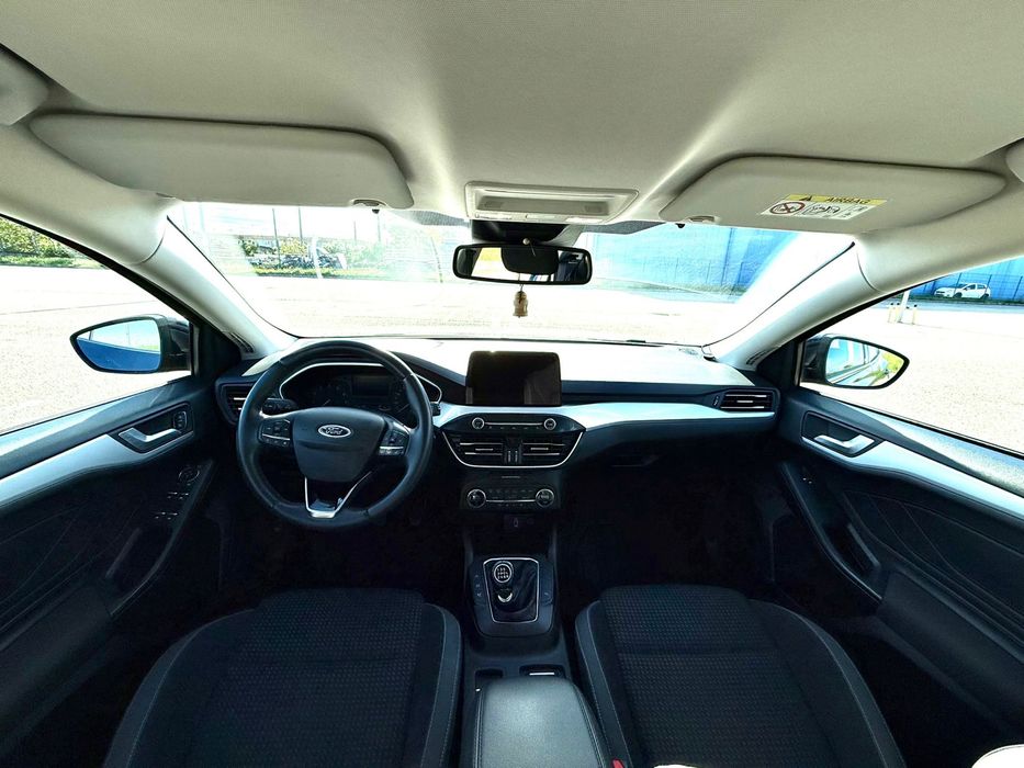 Ford Focus – Full LED, CarPlay, Driver Assist, KM reali
