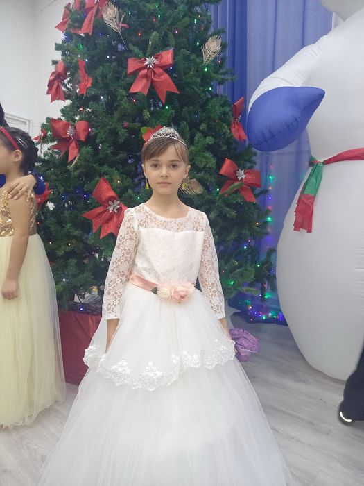 Продам платье на девочку