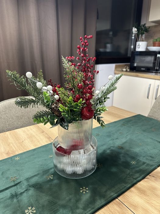 Свободни поводи от закрит зоомагазин