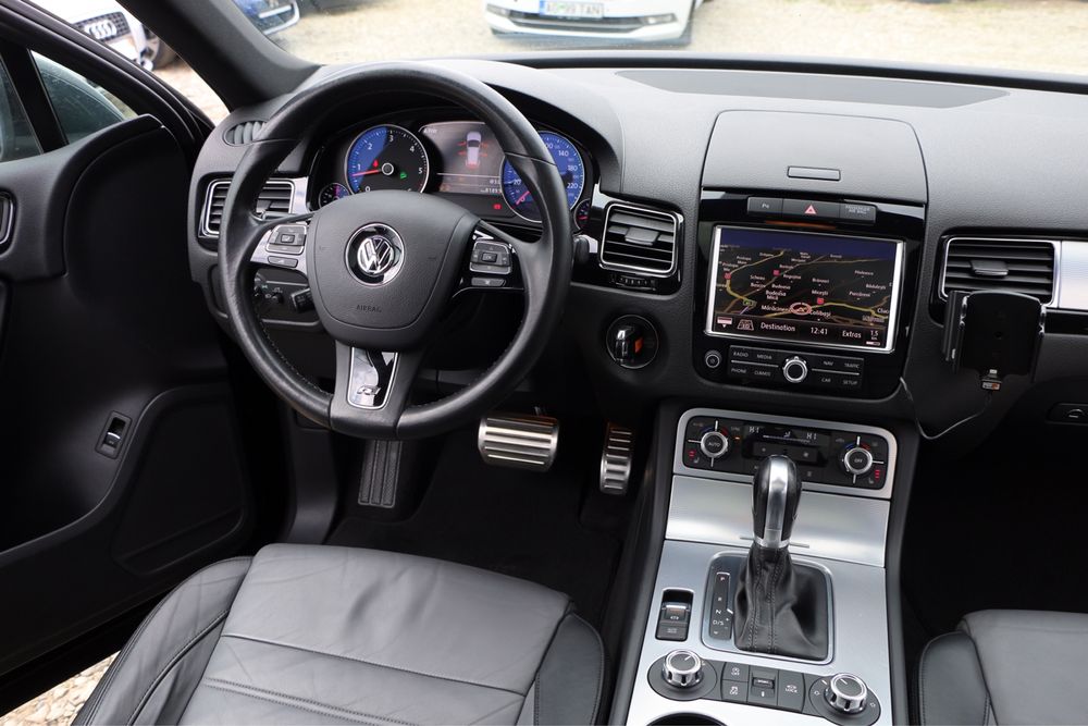 Volkswagen Touareg R-LINE AllBack 205000 KM  / Rate Auto Fara Avans