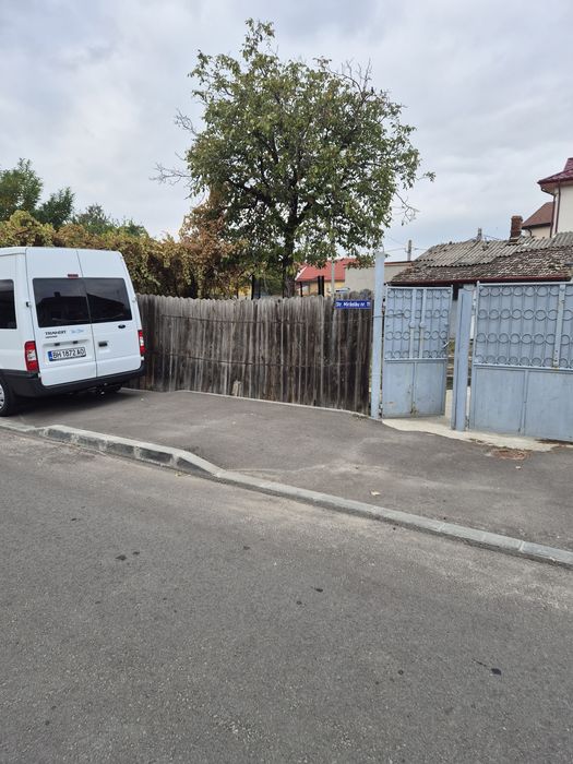 Vând casa în craiova