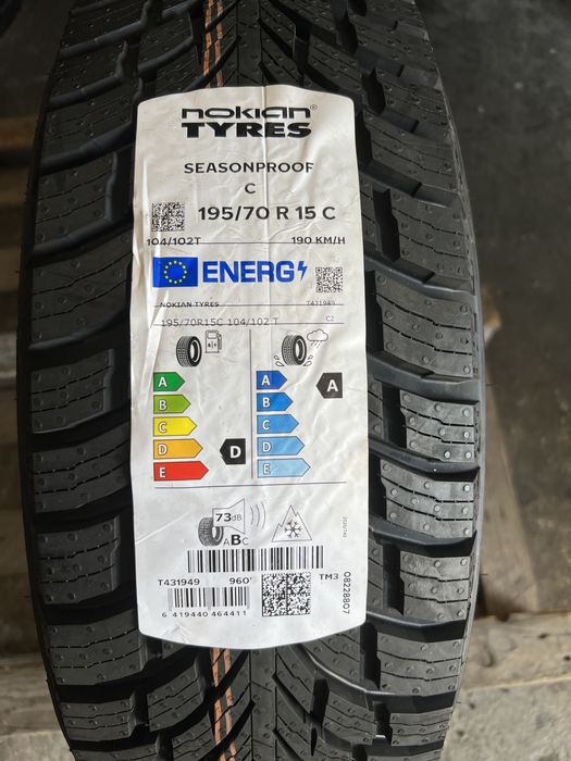 1 anvelopa m+s noua 195/70/15C Nokian!