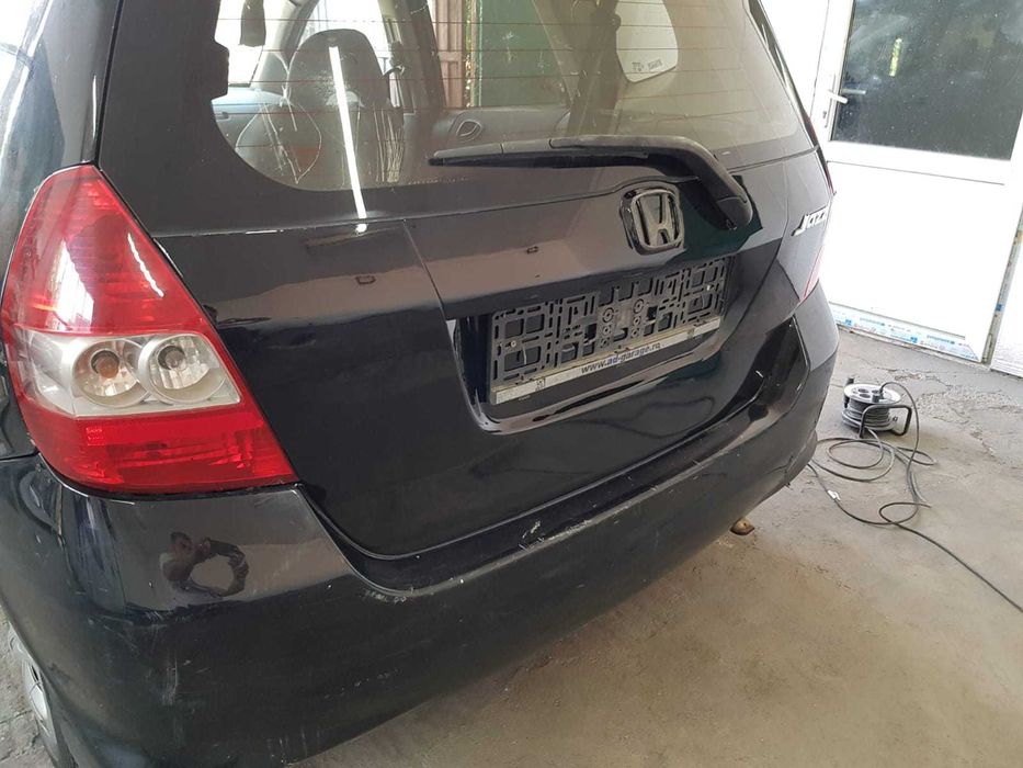 Vopsitorie auto reparatii auto tinichigerie indreptat tabla