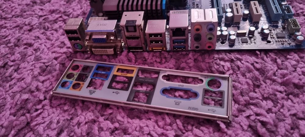 Kit gaming intel i5 2500k placa de baza gigabyte si 8 gb rami