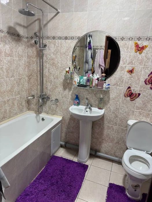 Квартира 2/2/4 "Golden House" 
Карасу-1
Ориентир 209 школа,
Пожарка