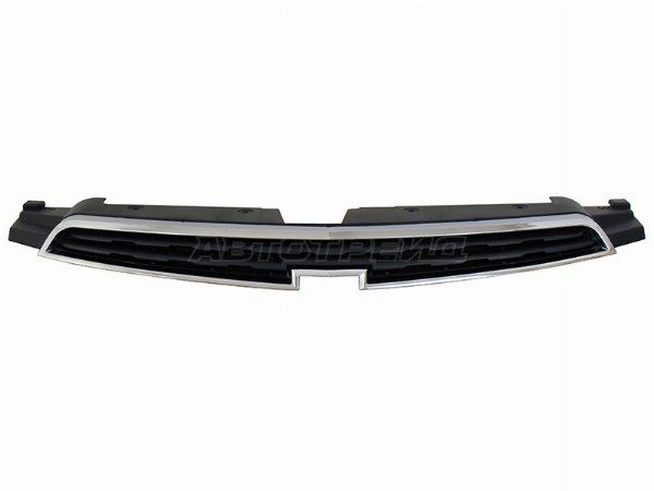 Решетка радиатора  верхняя Chevrolet Cruze