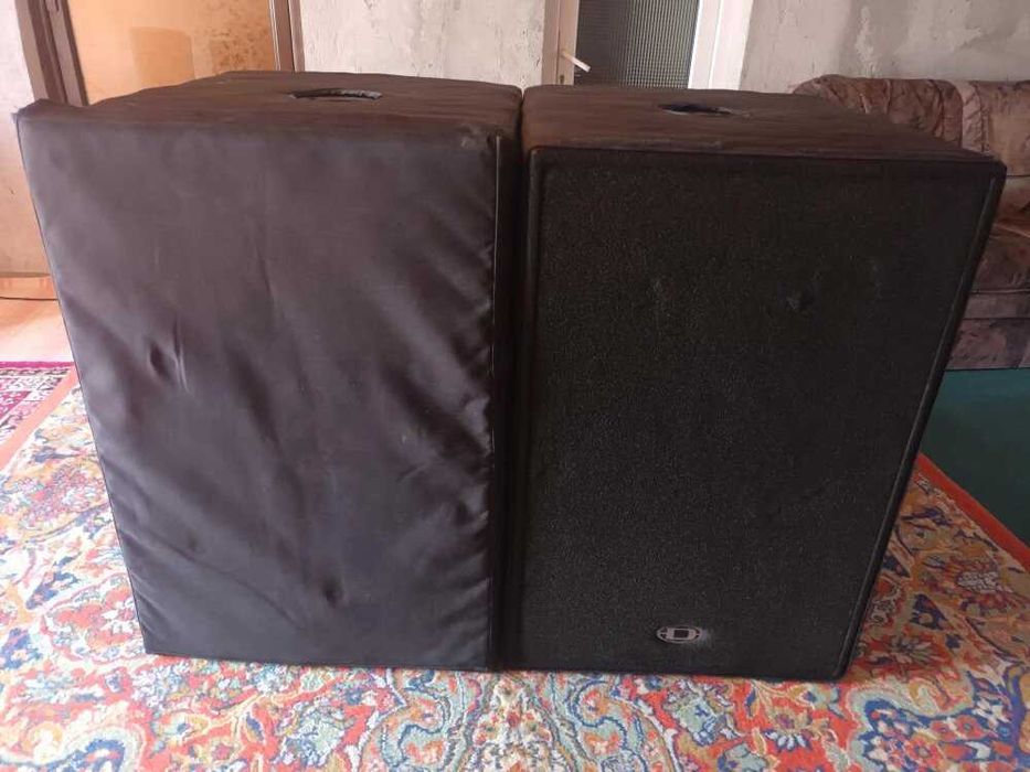 Basi XA2 cu difuzoare JBL 1000W bucata