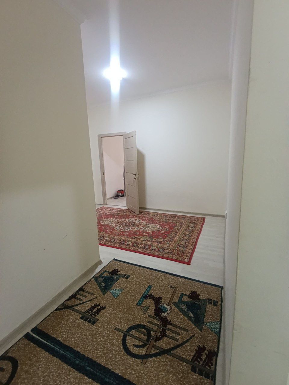 Ижарага квартира Яшнабад метро дуслик 2 чикалов 2 хонали навастройка о