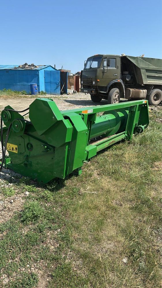 Продается комбайн John Deere W230 — в отличном состоянии!