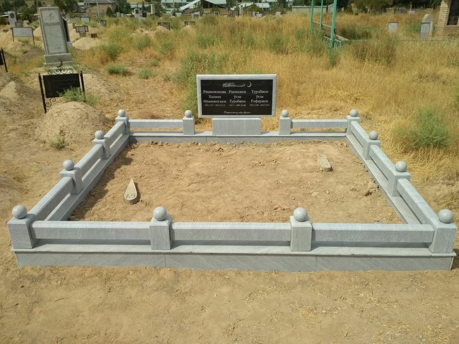 Pamyatnik granit marmardan