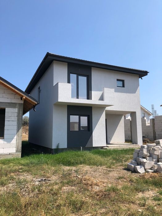 Casa de vanzare in Lumina cu utilitati  direct proprietar teren 300 mp