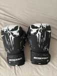 vand manusi box knockout 12oz