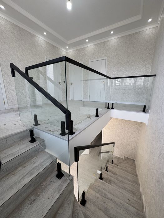 Перила стеклянные perila oynali лофт хай тек