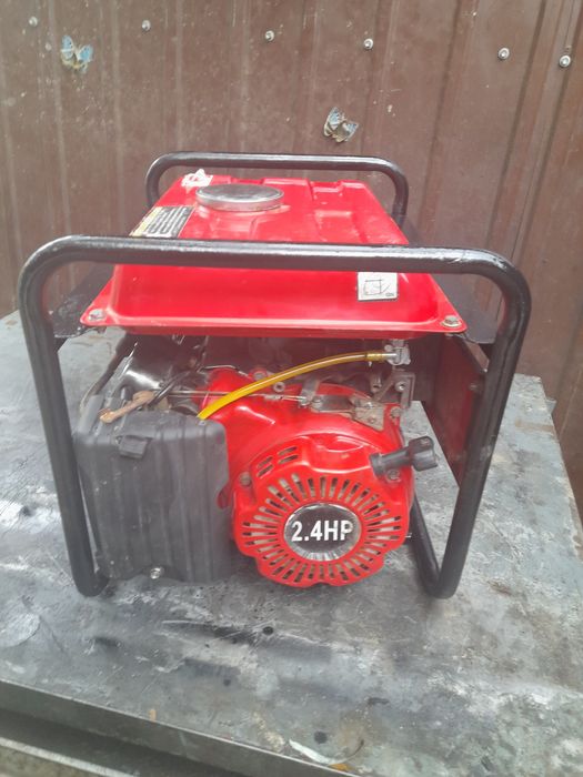 Vând sau schimb generator 4 timpi
