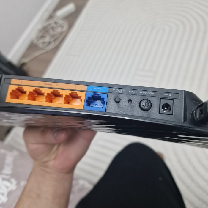 Габаритный роутер tp-link