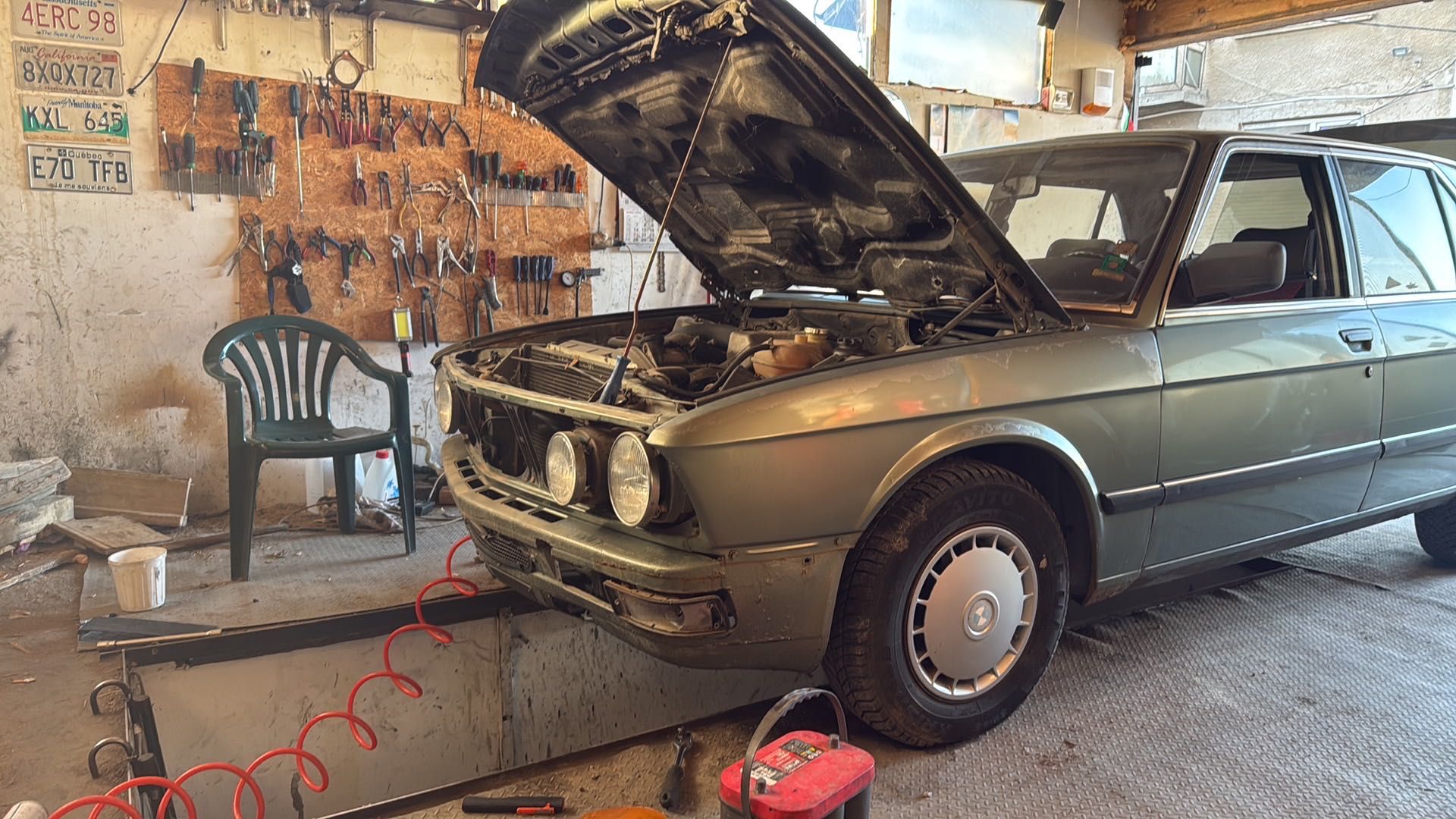 Bmw e28 на части