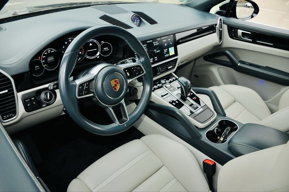 Porsche Cayenne Coupe E-Hybrid