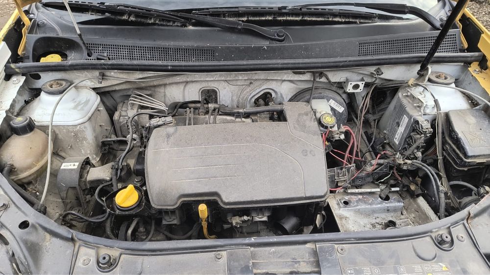 Vand piese Dacia Logan 1.2 16 v-2014