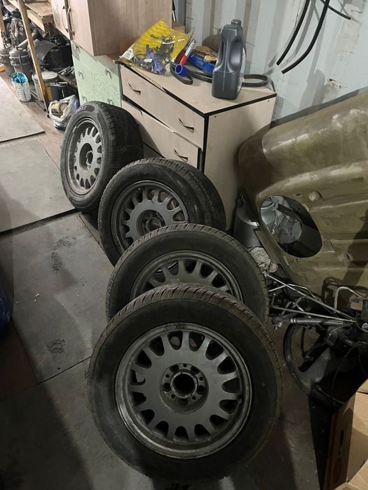 Диски с резиной бмв