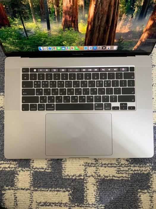 Macbook Pro 2019. 16. i7