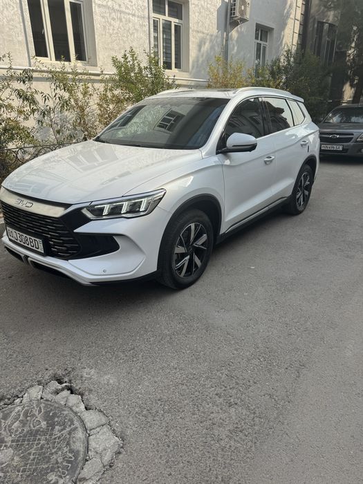 Продаю BYD Song Pro 2 – отличное состояние, с гарантией , один хозяин!