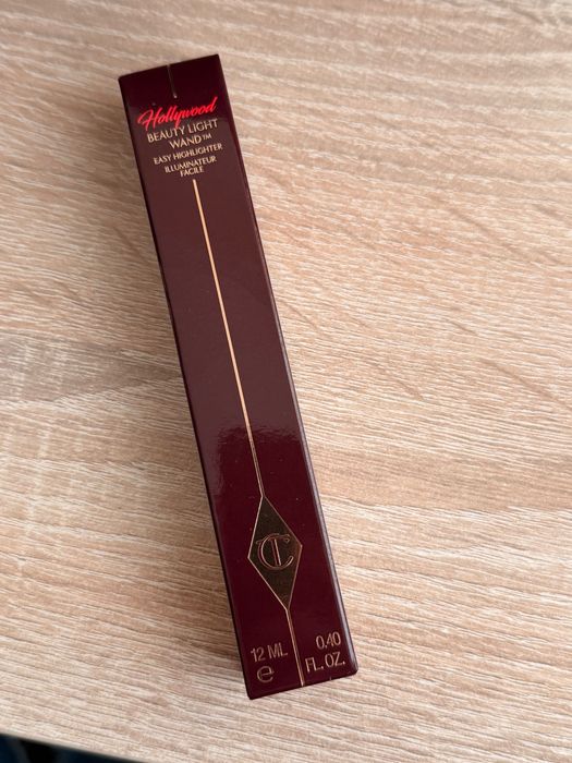 Нови кремообразни хайлайтъри и руж на Charlotte Tilbury