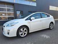 Inchiriez Toyota Prius automata  2012 cu gaz GPL  pentru Uber si Bold