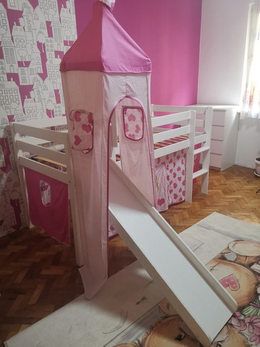 Легло с пързалка