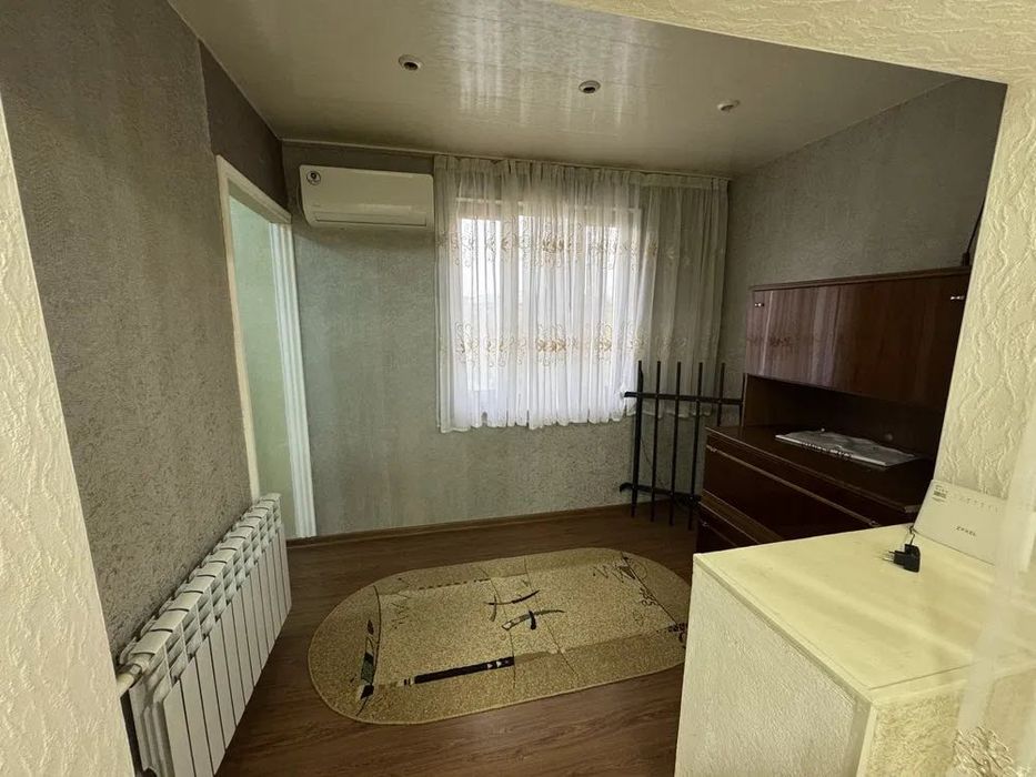 Квартира 3/4/4 
Кадышева 
Ориентир садик Гулливер.